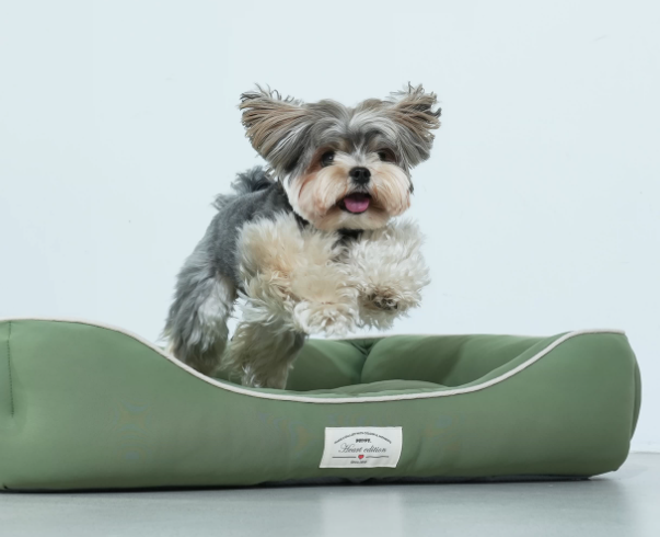 Ice Silk Cooling Dog Nest Bed, Breathable Summer Pet Bed for Small & Medium Dogs